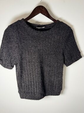 A3 Designs sweater size M